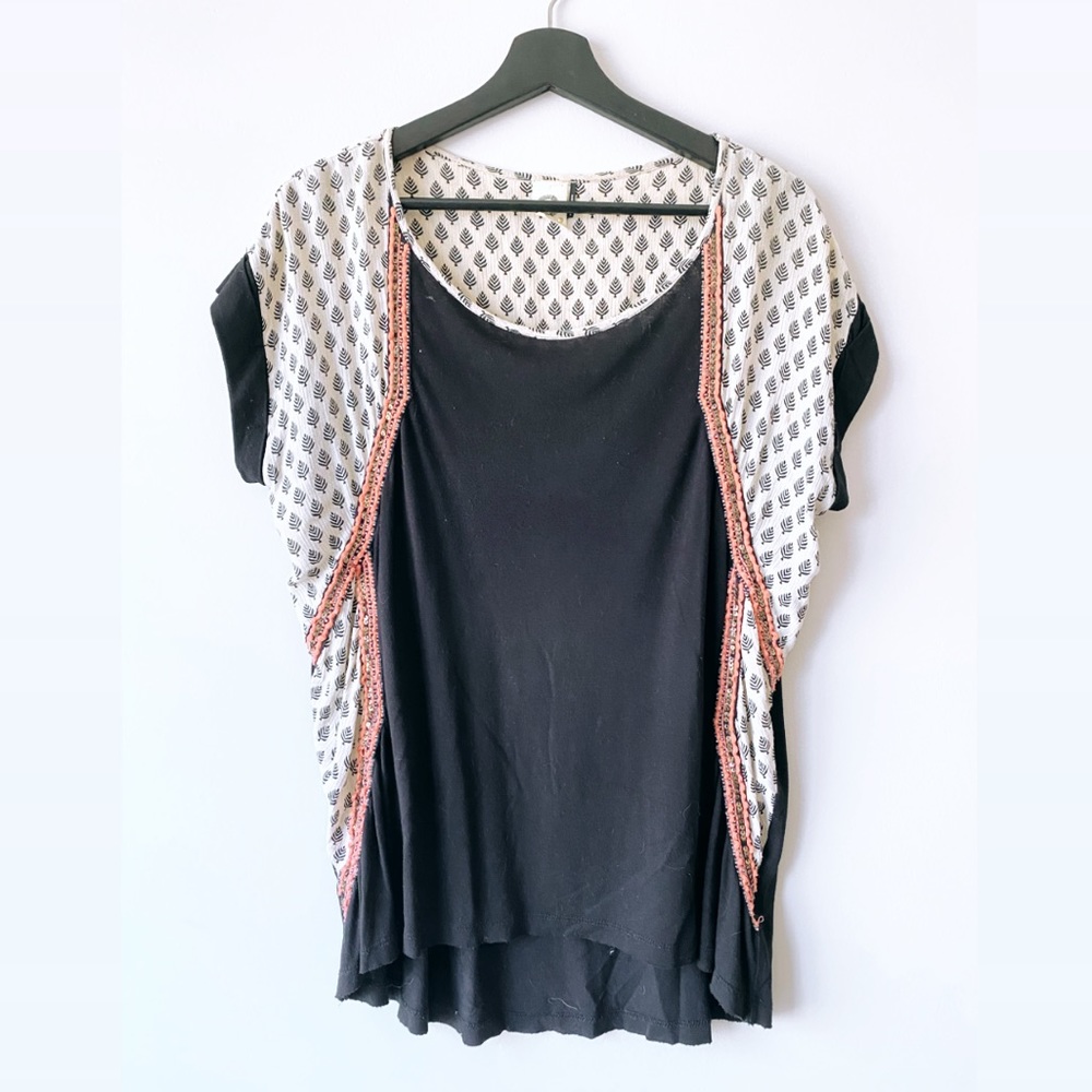 Akemi and Kin Anthropologie tunic